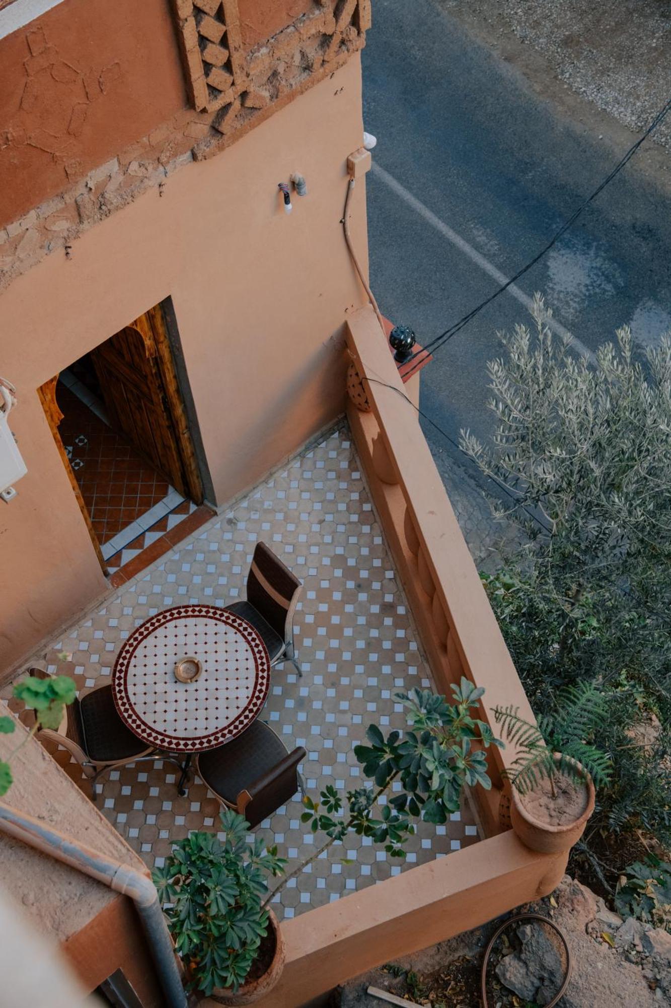 Hotel Babylon Dades Imdiazene Esterno foto